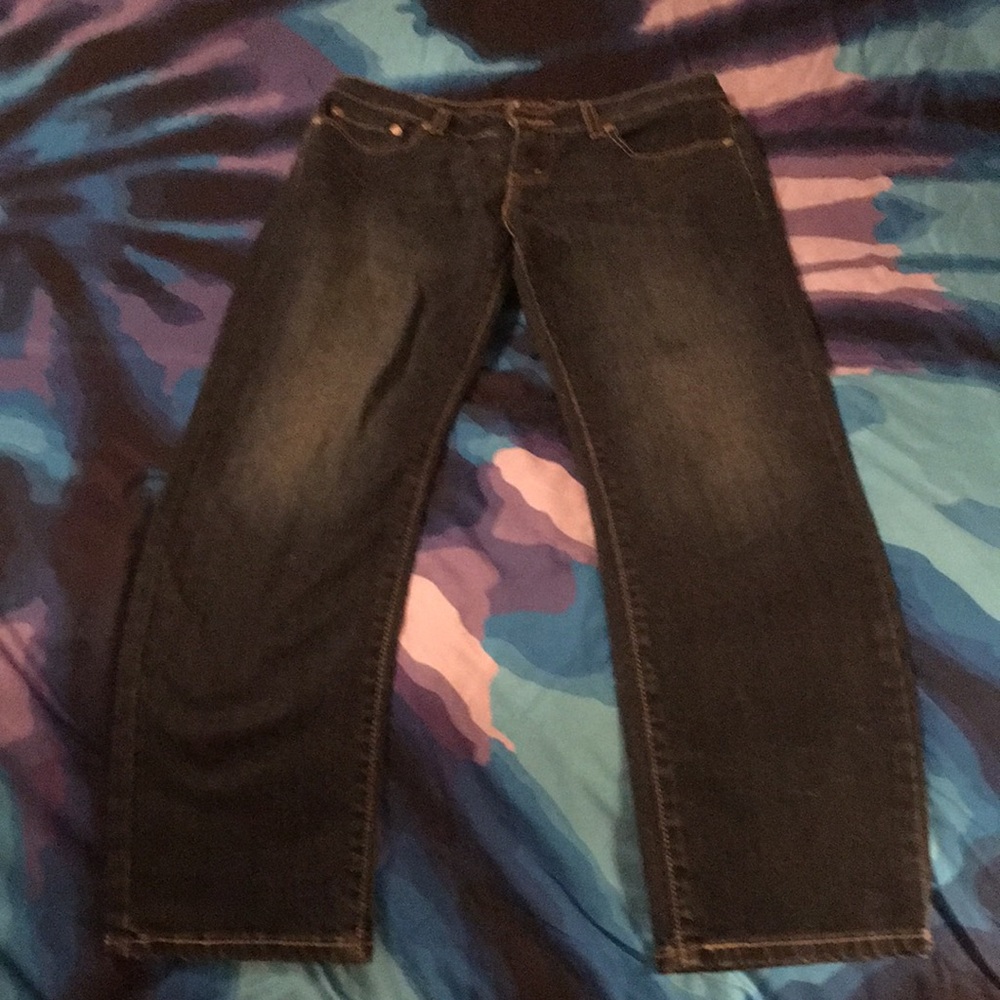 Levis, size W29, L30, dark blue